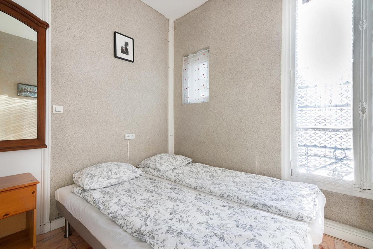 Cameleon Paris Guesthouse Pantin Exterior photo